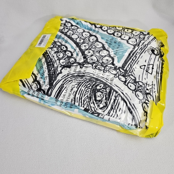 Octopus Blanket Throw - Ocean Animal Theme - Picture 8 of 9